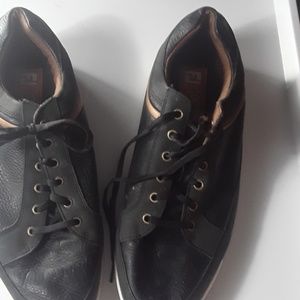 Contour casual mens shoes sz 12W